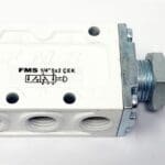 PTO Pull/Push External Control Air Switch Valve Dash Mounted