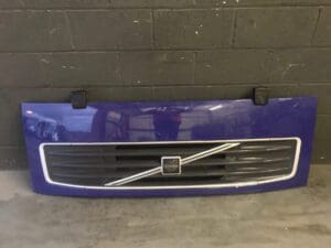 Volvo FL6 Complete Front Grill Including Badges